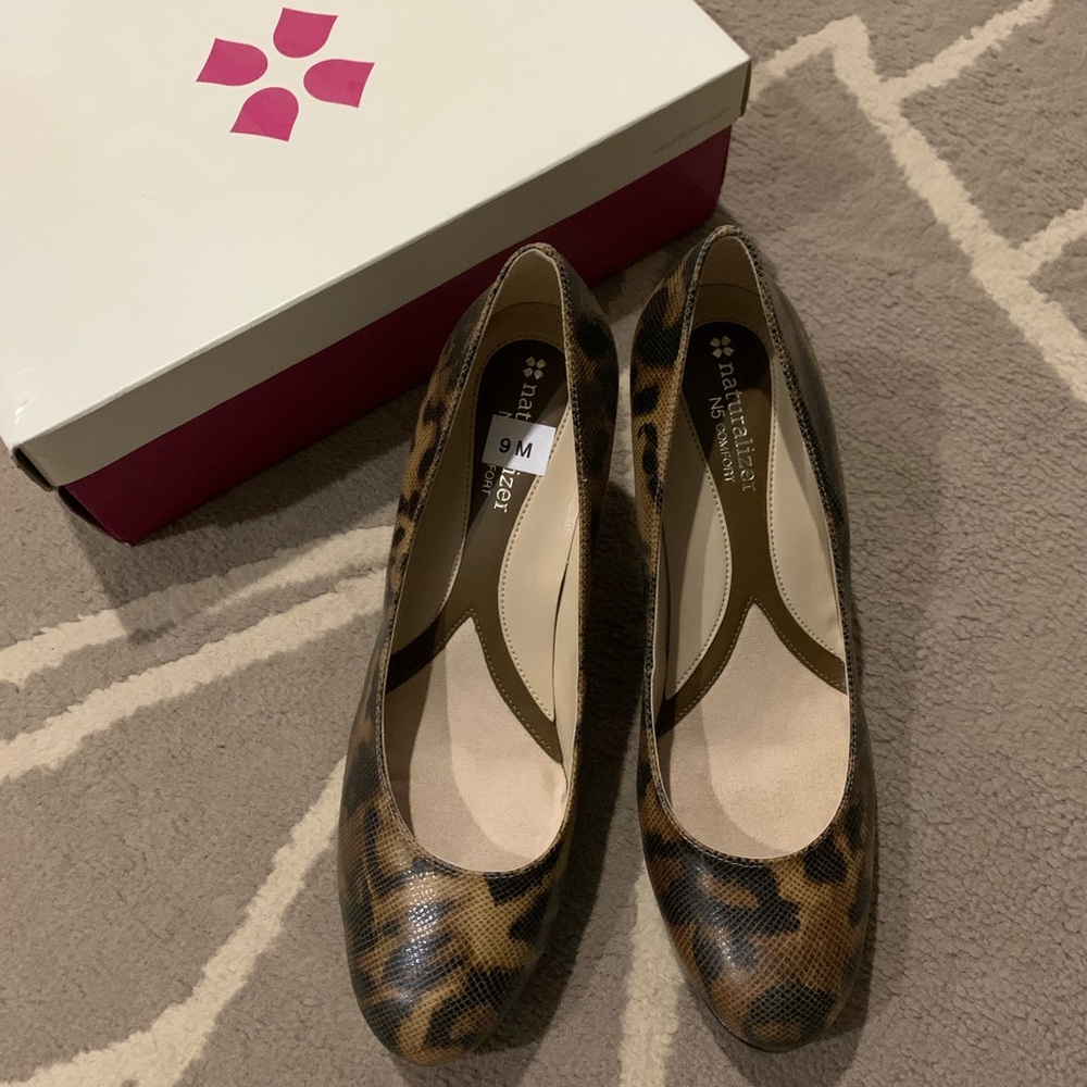 Naturalizer Snakeskin Pumps